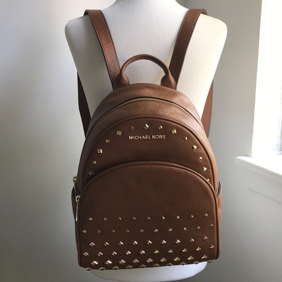 NWT MichaelKors leatherstudded backpack - Picture 8 of 8